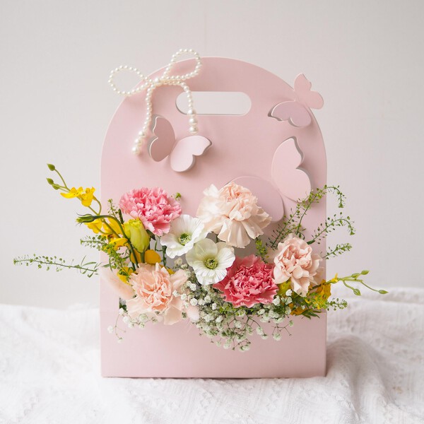 Spring Flower Bouquet (L)